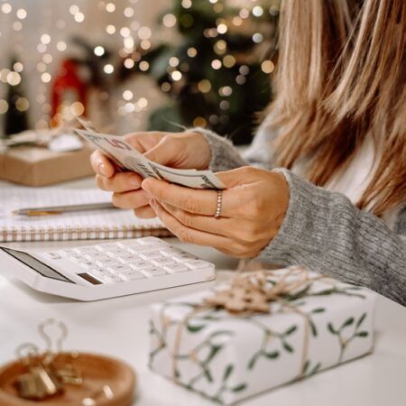 Mastering Seasonal Budgeting: Preparing Your Finances for Holidays and Special Occasions