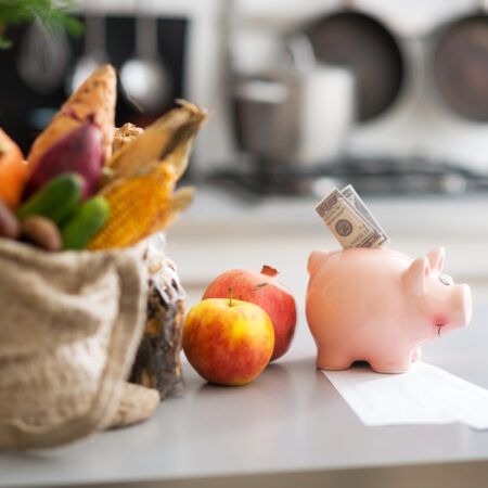 Eating Healthy on a Budget: Nutritious Meals Without the High Price Tag