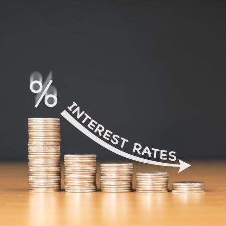 The Impact of Interest Rate Changes on Savings and Loan Products