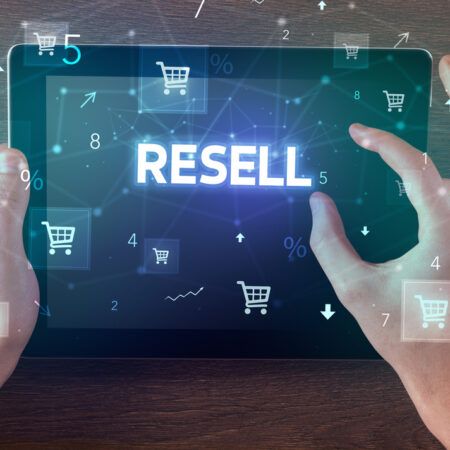 From Clutter to Cash: Mastering the Art of Online Reselling